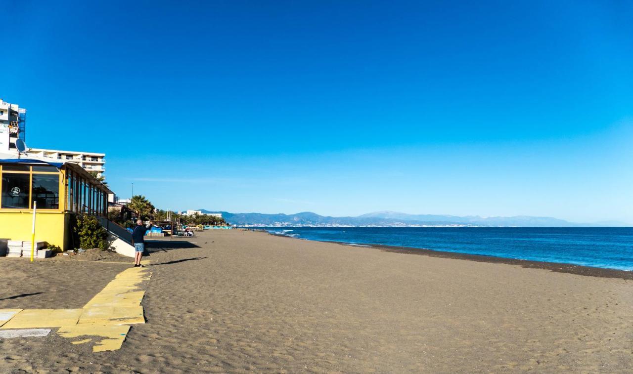 Carihuela Suites Torremolinos Kültér fotó